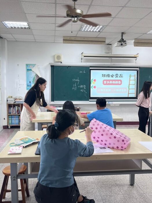 20241119大學部學習評量課程之師資生-赴屏東縣泰安國小期末教學演示圖片