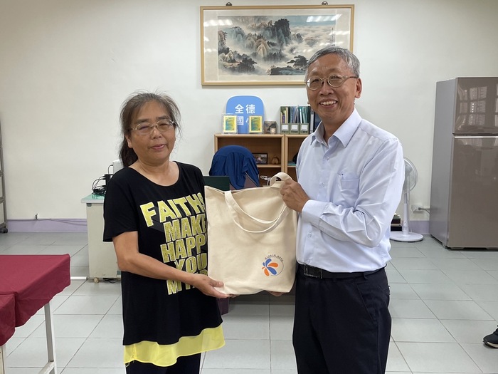 20240919系主任拜訪屏東縣全德國小圖片
