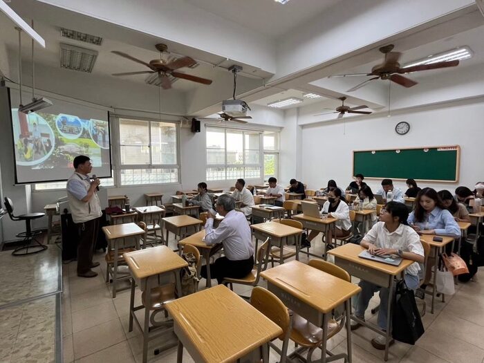 20240326泰安國小師長到校講座圖片
