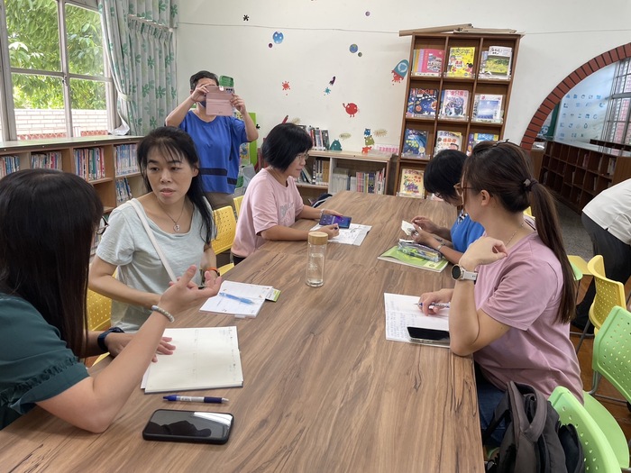 20240923在職專班研究生赴屏東縣廣安國小(研究生擔任113年研發數位教學教學案例指導教師)圖片