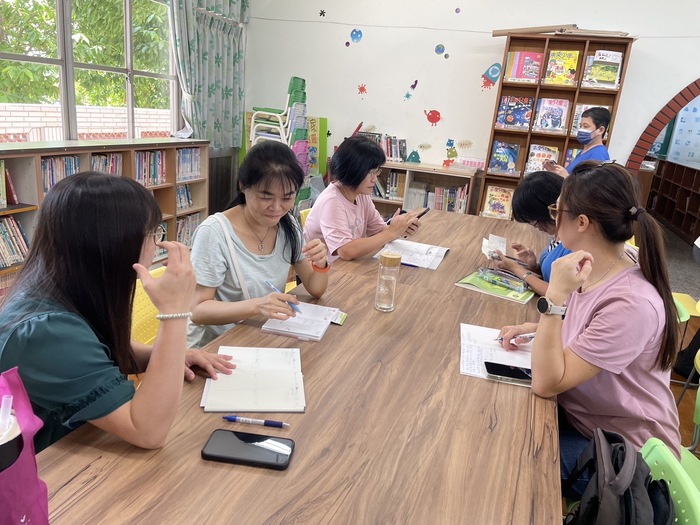 20240923在職專班研究生赴屏東縣廣安國小(研究生擔任113年研發數位教學教學案例指導教師)圖片