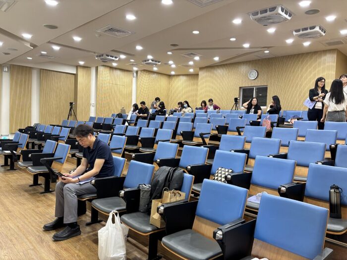 20260422研究生研討會圖片