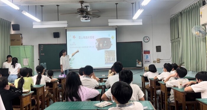 20241119學部學習評量課程之師資生-赴屏東縣勝利國小期末教學演示圖片